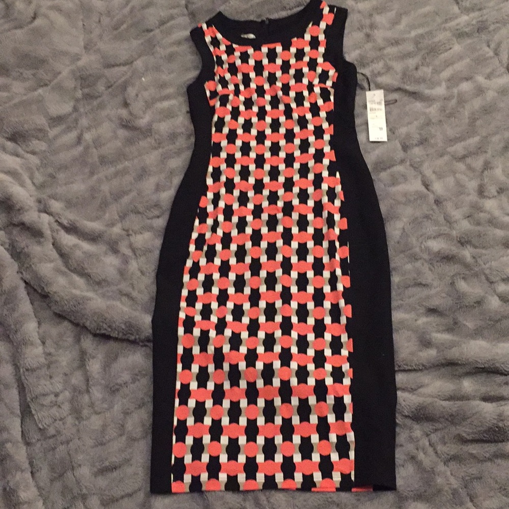 Maggy London Below Knee Sheath Dress! NWT!